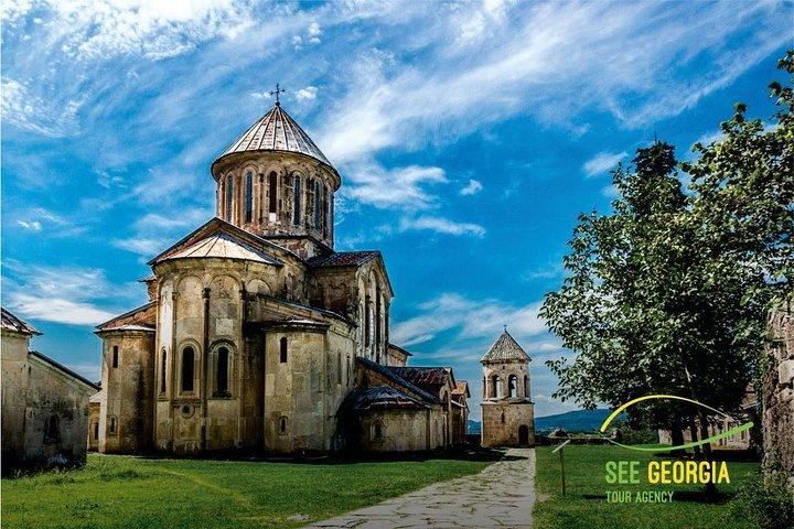 バグラティ大聖堂、ゲラティ修道院、クタイシのモサメタ修道院