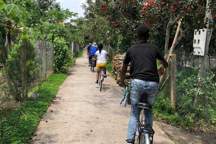 サイゴン発：田舎のサイクリングを楽しむ観光地化されていないメコンデルタ