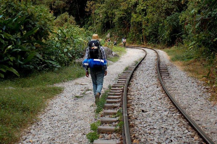 2-Day Machu Picchu Tour by Minivan from Cusco: Budget Adventure