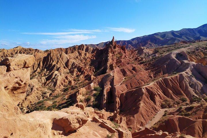 2 giorni - al lago Issyk-Kul con canyon e cascate
