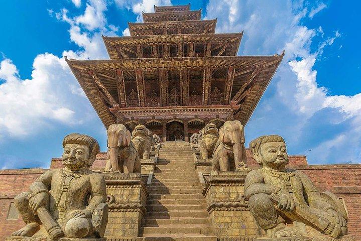 Tour privato di mezza giornata a Bhaktapur con pranzo
