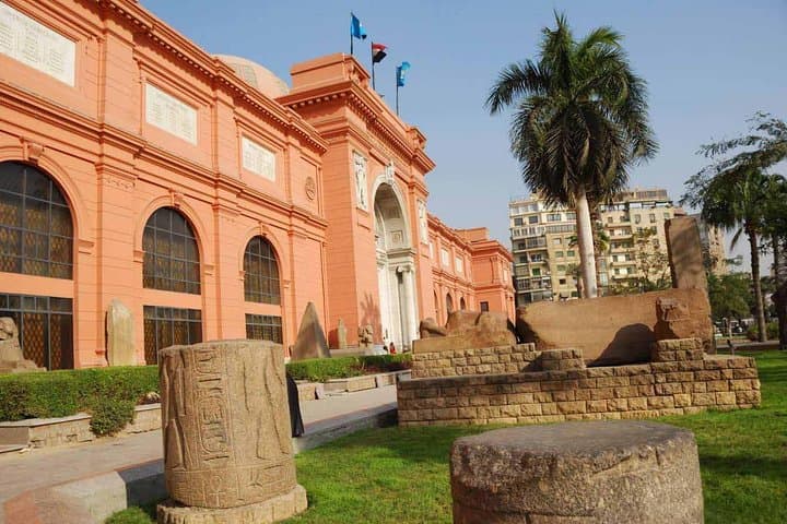 Day Trip to old Egyptian Museum Old Cairo & Bazaar