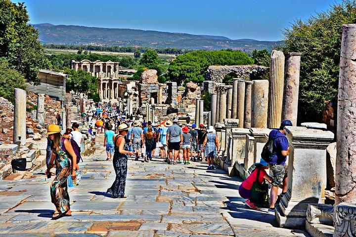 4 days out istanbul tour - PRIVATE cappadocia ephesus pamukkale TOUR