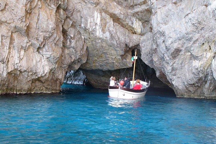 Private Capri Ganztagestour auf dem Land- und Seeweg ab Sorrent