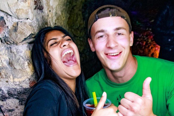 Clock Tower Bar Crawl eindigt bij Praag's grootste rooftop CLUB