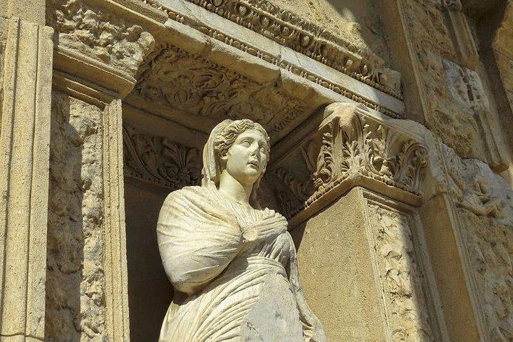 Ephesus Tour med House of Virgin Mary & Artemission med frokost