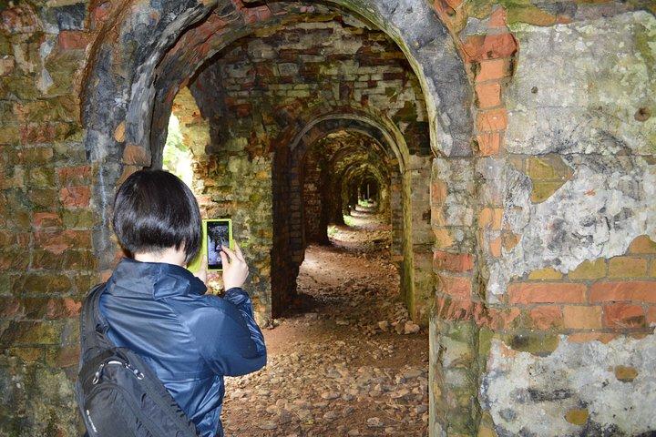 Transfert aller-retour vers le fort de Tarakaniv et le tunnel de l'amour depuis Kiev en véhicule privé