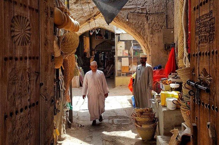Nizwa-tur med Jabal Shams-specialerbjudande (pris per fordon)