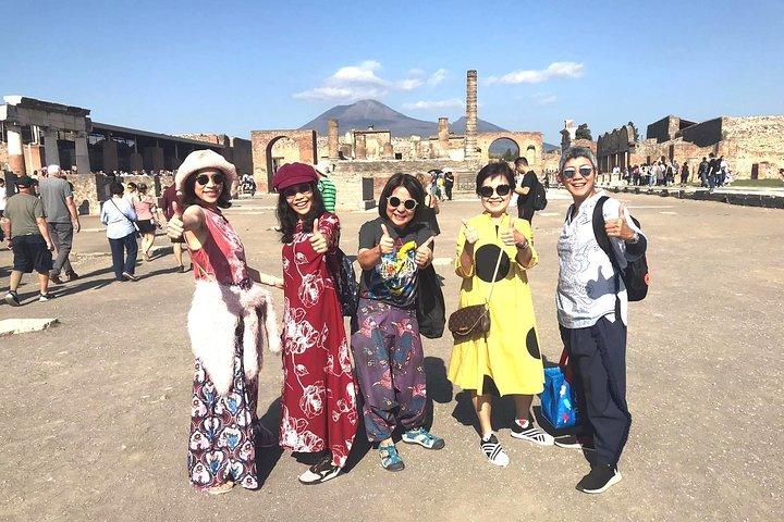 Private Day Trip from Rome to Pompeii Ruins & Amalfi Coast with Hotel Pickup
