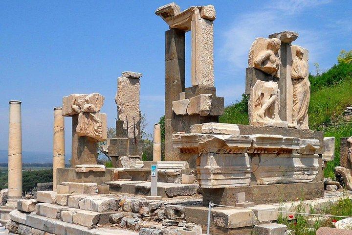 Ephesus Tour med House of Virgin Mary & Artemission med frokost