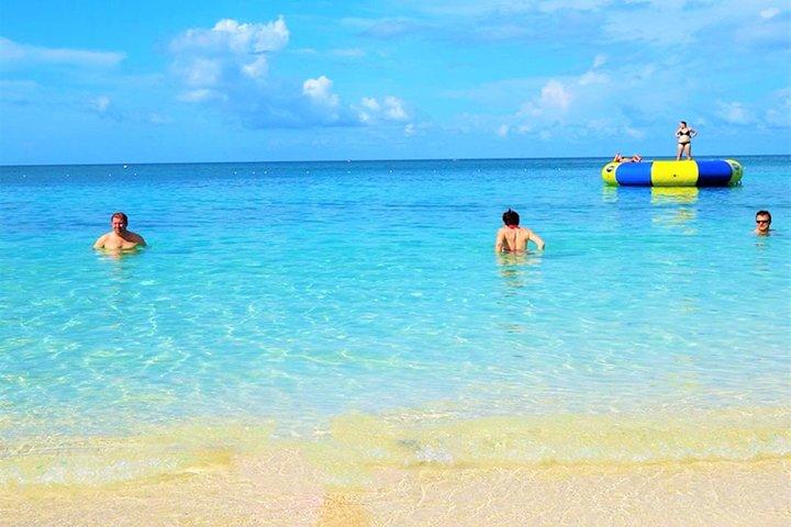 ドクターズケーブビーチ、マルガリータヴィルへの日帰り旅行、グランドパラディウムからのショッピング