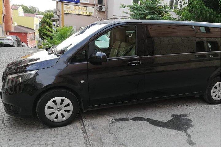 Istanbul Airport to Saw Airport Private Transfer