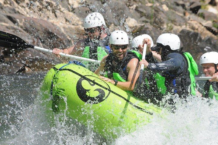 South Fork American River - Rafting-Ausflug in die PM-Schlucht (Klasse 2-3 +)