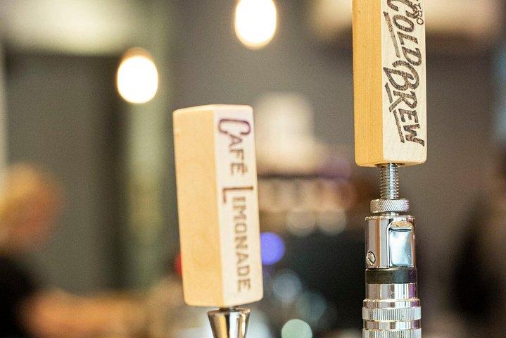 Third Wave Coffee Tour in Montreal with Expert Guide