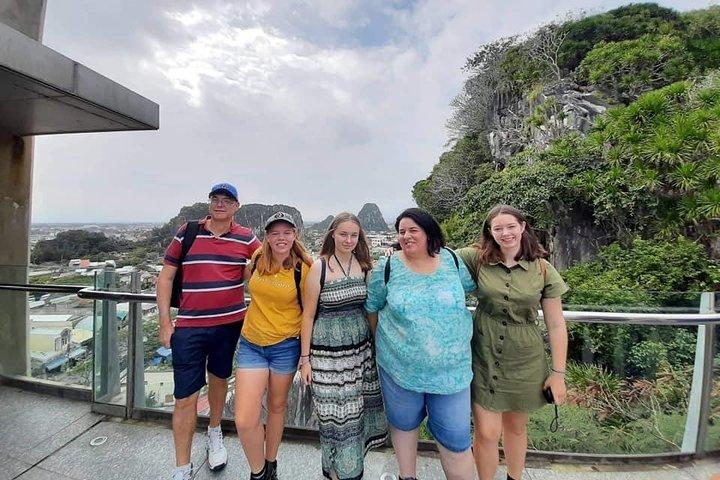 Golden Bridge & Da Nang City met Marble Mountain-Lady Budda-standbeeld