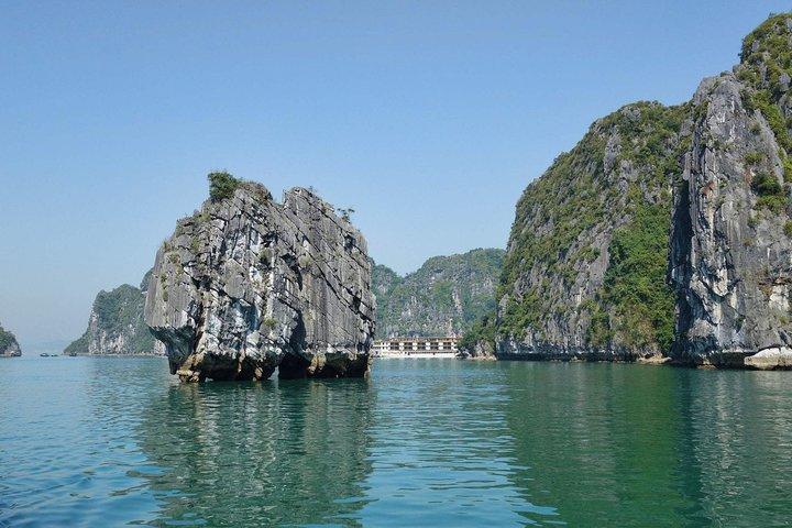 プライベート桂林半日ツアー：富波山、葦笛洞窟、象山