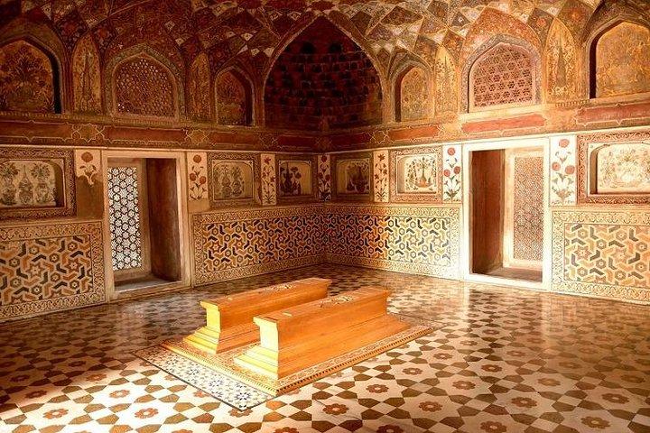 Agra Full Day Taj Mahal bij zonsopgang met Agra Fort & Itimad-ud-Daulah uit Delhi
