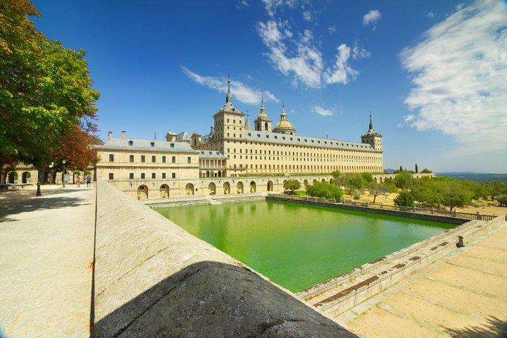 El Escorial, Tal & Segovia Tagestour ab Madrid