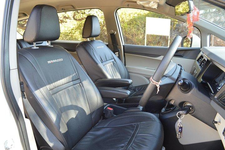 アーメダバードからマウントアブへのプライベートA / c送迎（6席A / c Suv）