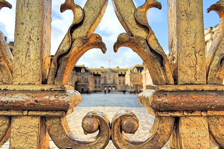 Visita guiada ao Palácio de Versalhes e a propriedade de Marie-Antoinette