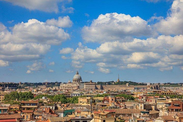 Vatican: Museums & Sistine Chapel Semi-Private Morning Tour