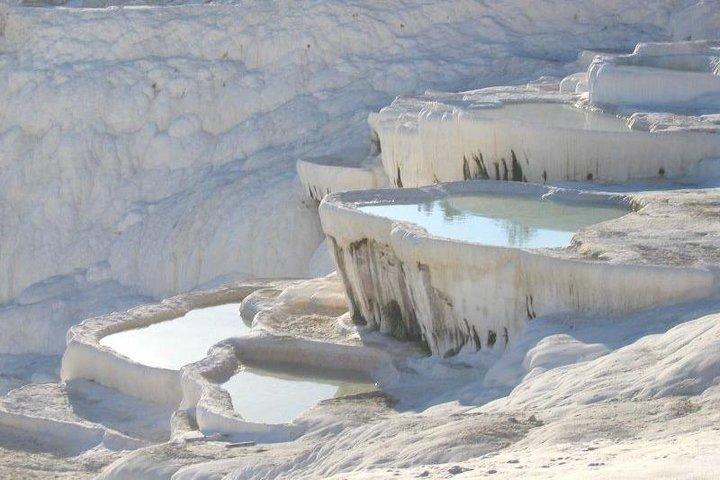 Antalya Pamukkale Hierápolis y Lago Salda Tours Privados Diarios