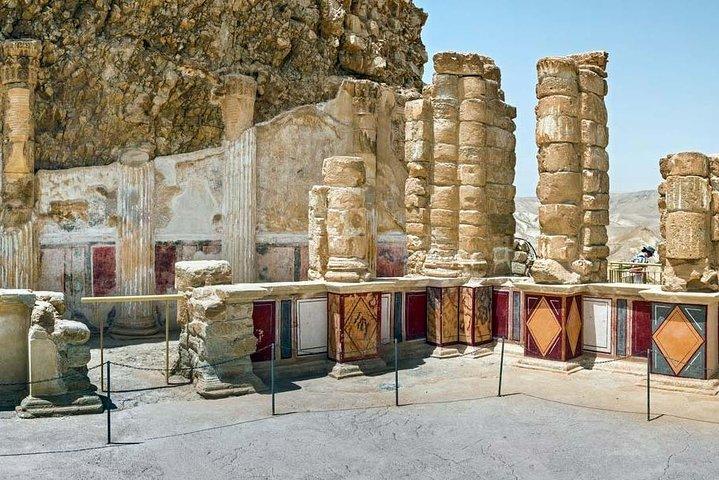 マサダ、死海、ベドウィンのおもてなし - テルアビブの小さなグループ