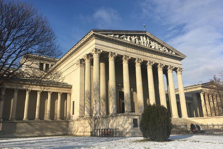 Private Tour Around Budapest
