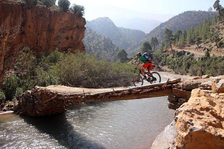 "Easy Cycling Trip in Marrakech Atlas Mountains