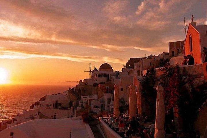 Transporte de ida e volta em Santorini para oia