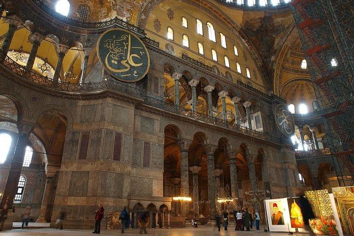 10 Days Private Turkey Tour incl. Gobeklitepe, Cappadocia, Ephesus, Istanbul