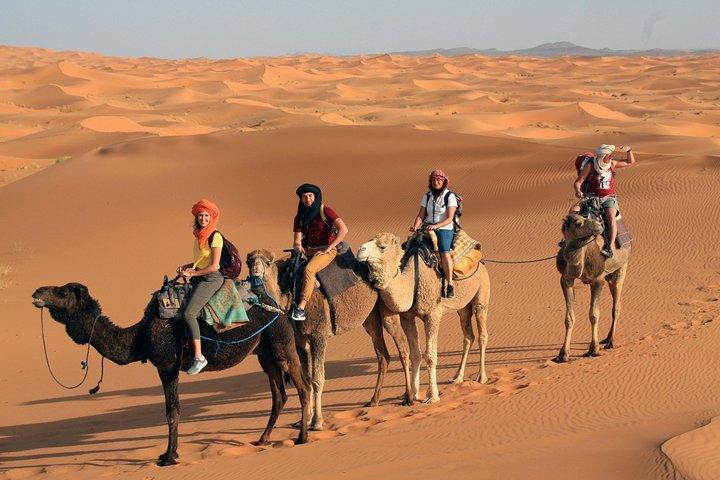 Kombinierter Atlas Toubkal Trek und Merzouga Sahara Tour