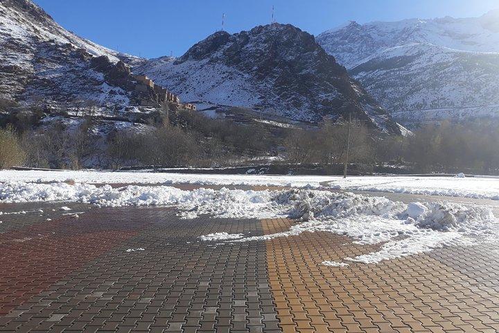 ベルベル人の村があるアトラス山脈