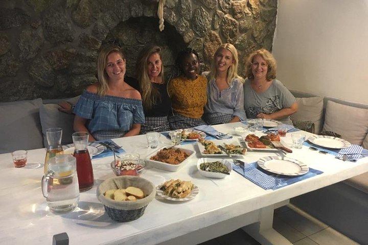 Traditionell lunch eller middag med drinkar i Mykonos