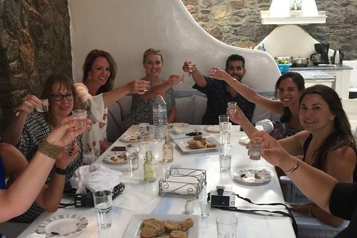 Traditional Lunch or Dinner with Drinks in Mykonos