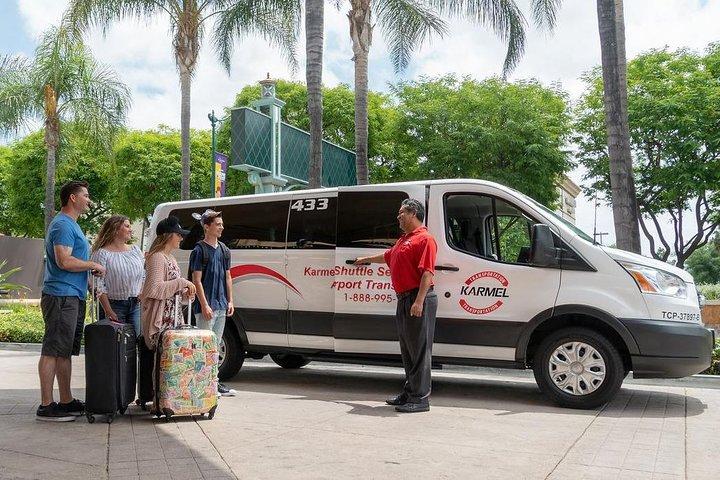 Private Van Airport Departure Transfer: Anaheim Resort to Long Beach Airport