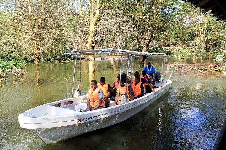 ヘルズゲート国立公園とナイバシャ湖遊覧船日帰りツアー