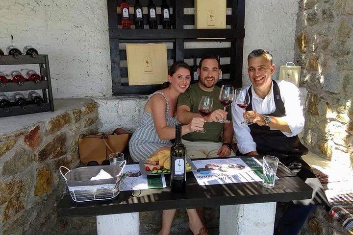 Weinprobe auf einem traditionellen Bauernhof in Mykonos