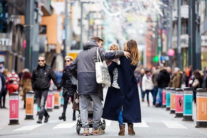 アンドラプライベートツアー： 観光、ショッピング＆伝統的なランチ