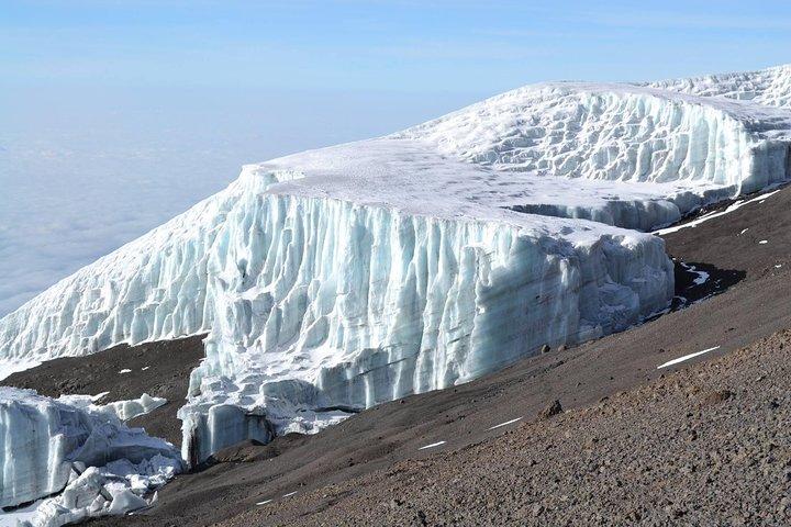 6 dage Mount Kilimanjaro Trek Marangu rute