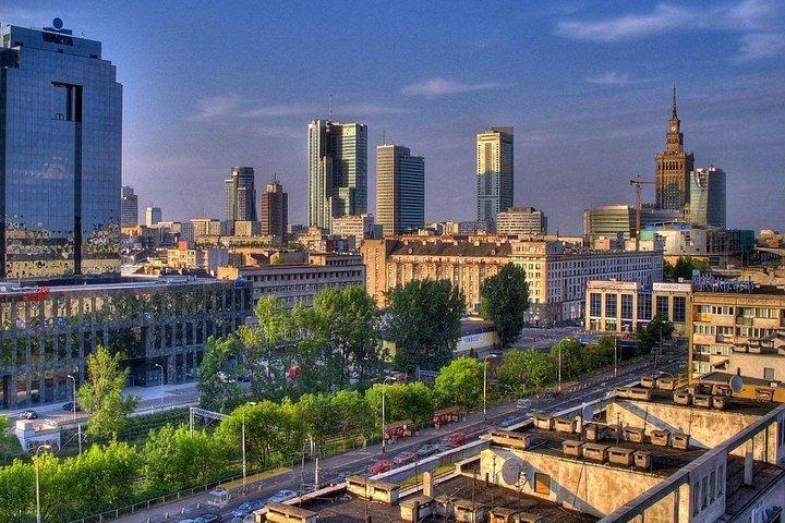Traslado de partida: Varsóvia para o Aeroporto de Varsóvia WAW em van de luxo