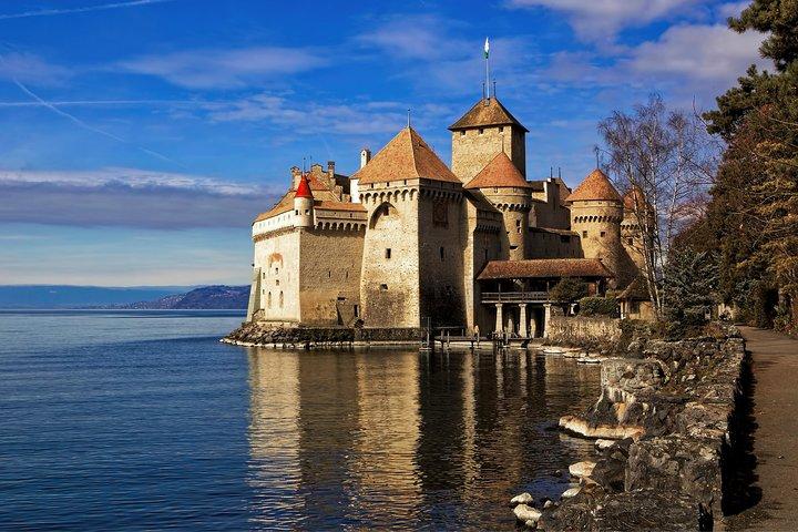 Montreux, Vevey, Chaplins verden og Chillon Castle privat tur