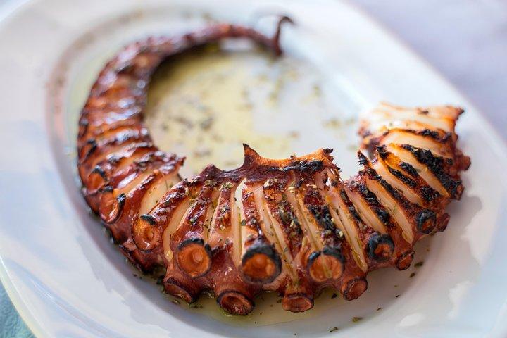Gustos Tradicionales de Santorini - Tour gastronómico