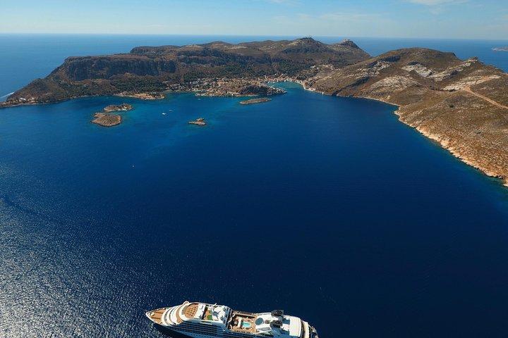 ギリシャの島へのフェリーKasからのKastellorizo