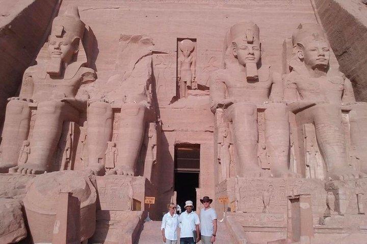 Abu Simbel heldagstur fra Aswan