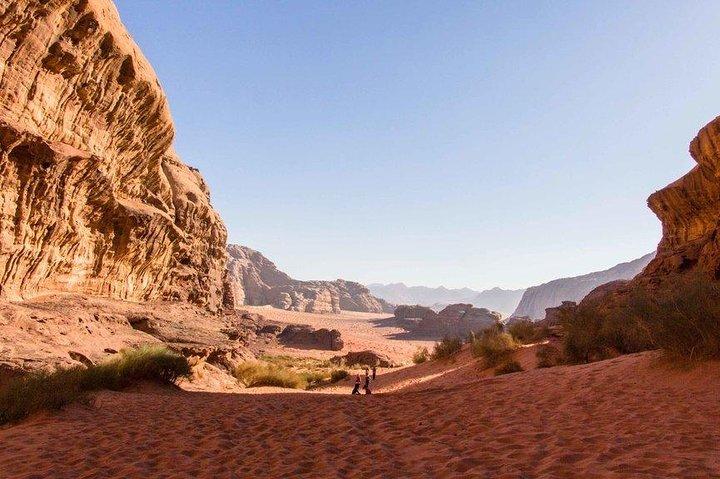 Viagem diurna a Wadi Rum saindo de Amã