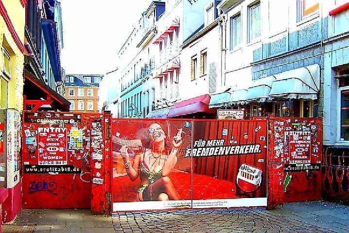 Englische Reeperbahn Tour – Hamburgs sündige Seite erleben