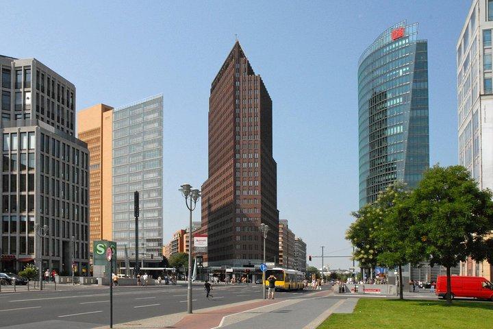 Join-in Shore Excursion: All-Highlights of Berlin