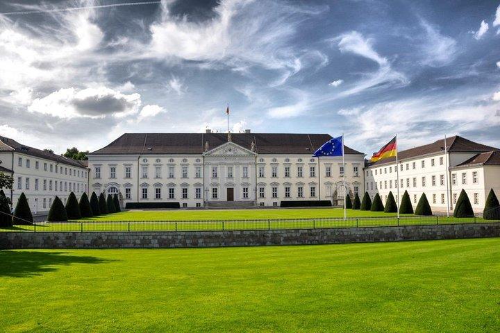 Join-in Shore Excursion: All-Highlights of Berlin