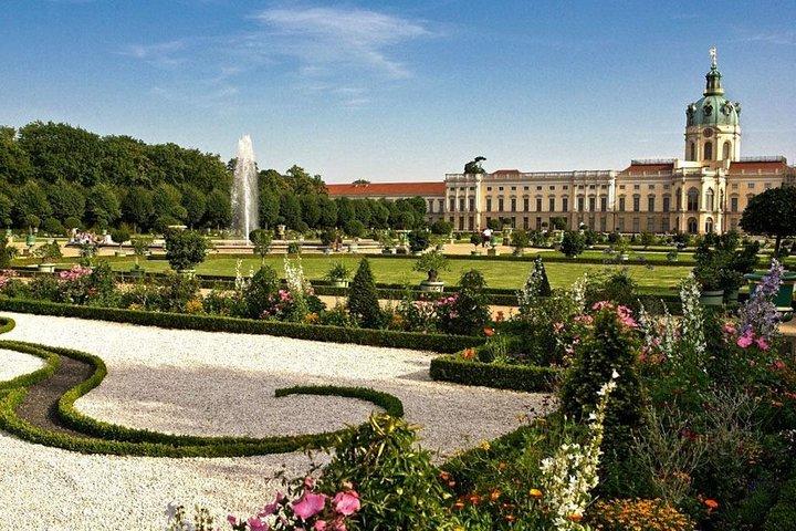 Join-in Shore Excursion: All-Highlights of Berlin